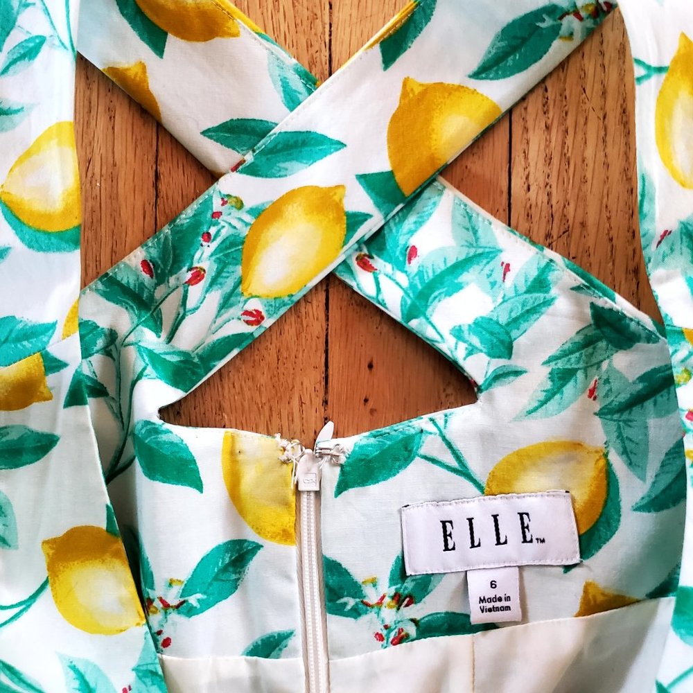 ELLE White Lemon Dress with Belt - Picture 3 of 9